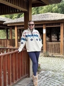 Geometrik detaylı polar sweatshirt