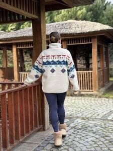 Geometrik detaylı polar sweatshirt