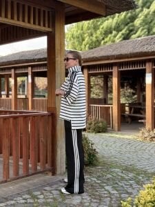 Şeritli Armalı Takım çizgili Beyaz