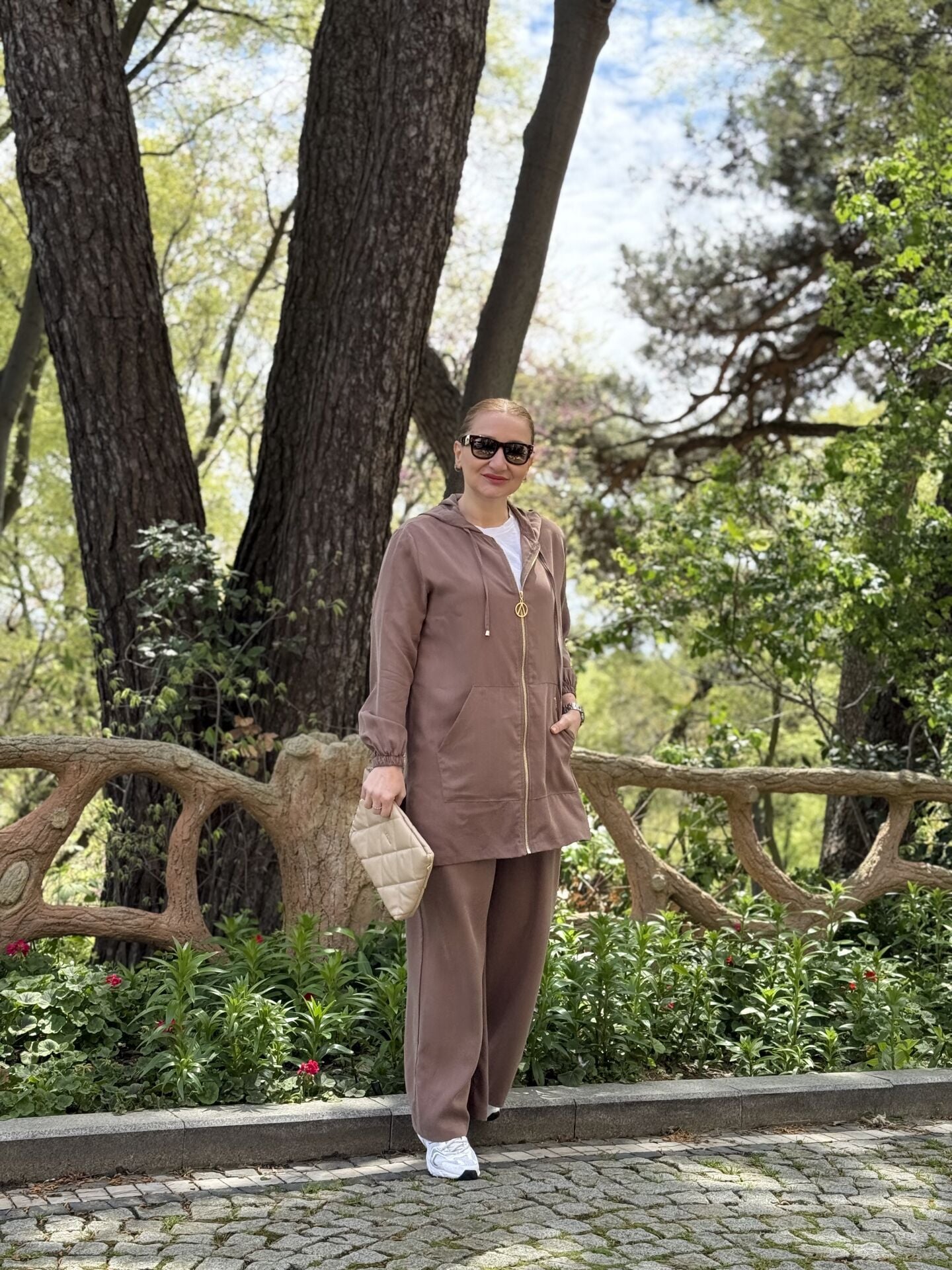 A.akay Kupra tensel Fermuarlı takım camel