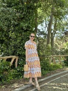 046 KISA KOL ORANGE ELBİSE