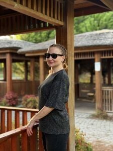 Orjinal likralı oversize Z.R simli bluz