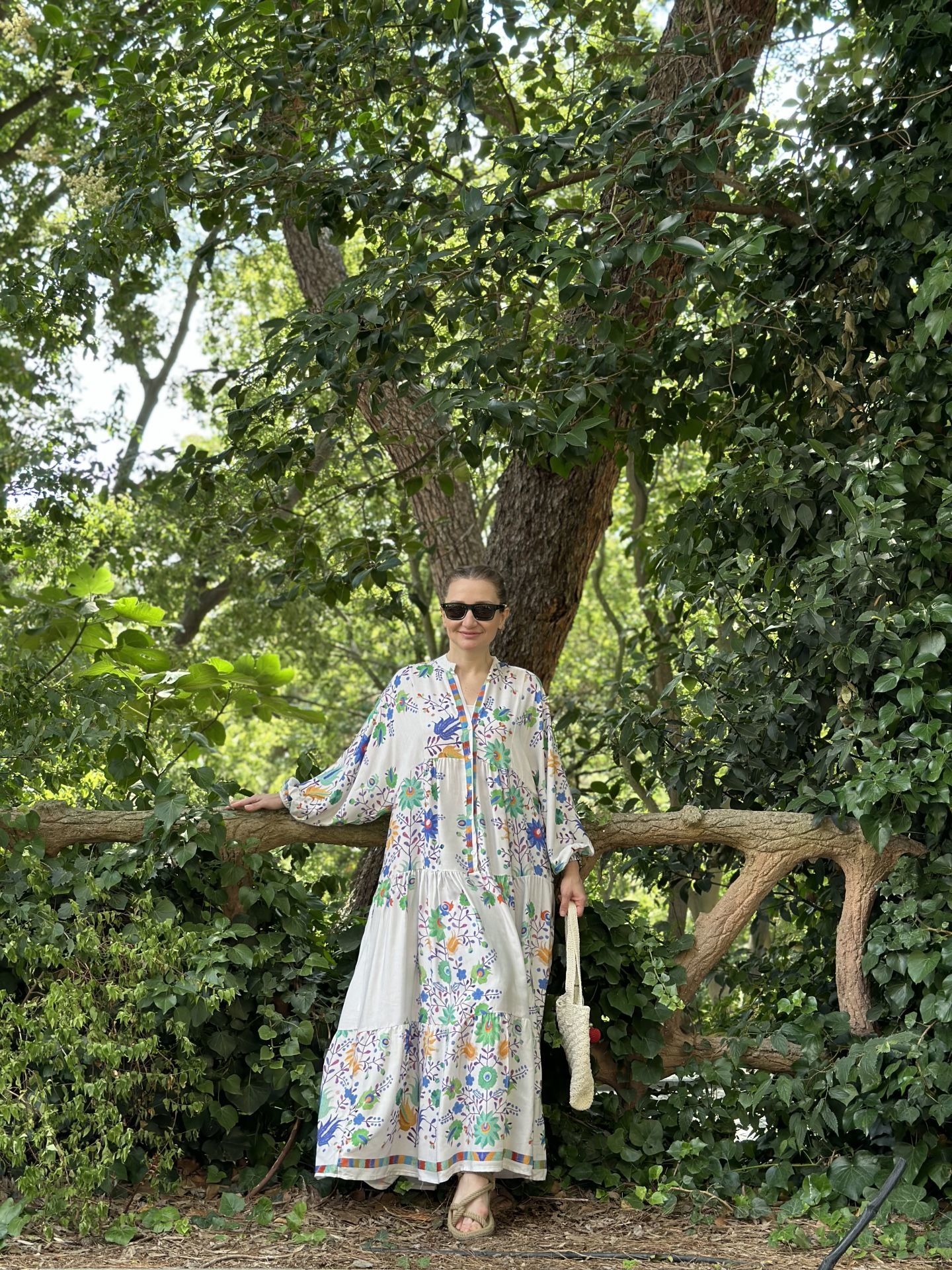 Kırık beyaz nergiz katleya elbise