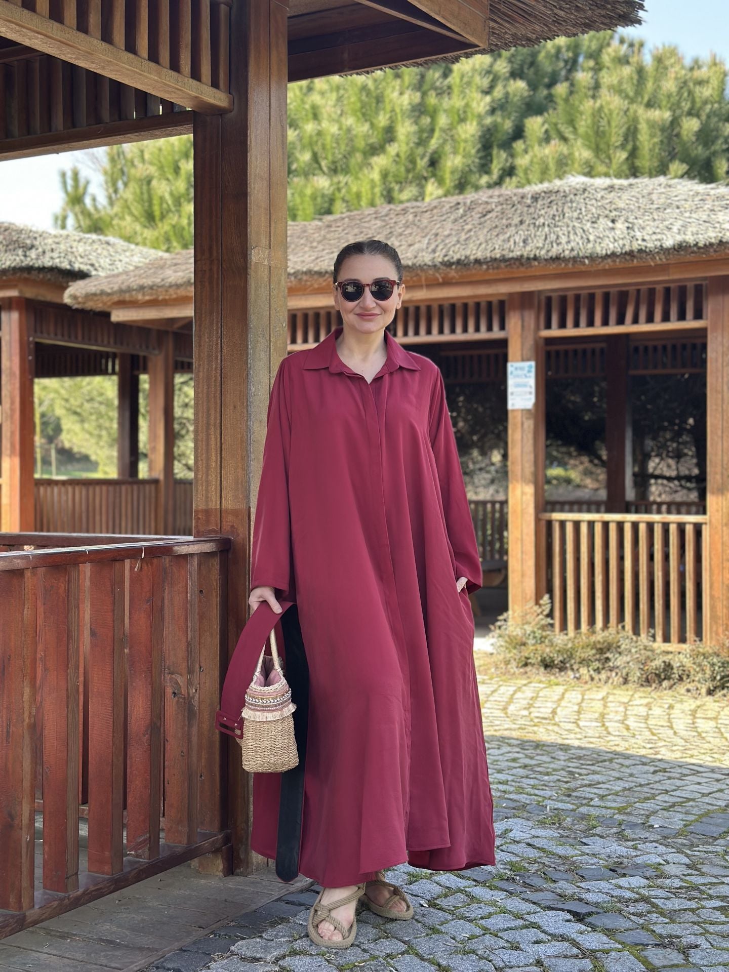 Kemerli tensel gömlek elbise bordo