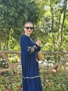 Nakışlı papatya viskon elbise lacivert