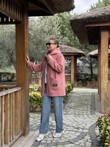 Kapüşonlu kuzu kaşe kaban-ceket PUDRA