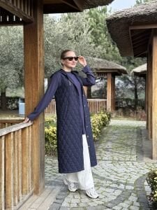 A.Akay Kapitone Yelek Laci