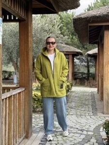 Kapüşonlu kuzu kaşe kaban-ceket Yağyeşili