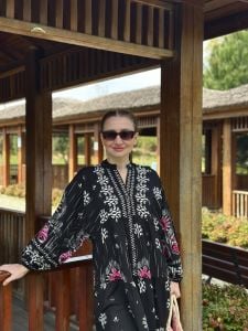 Siyah pembe çiçek Viskon Elbise