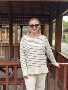 Beyaz çizgili triko takım