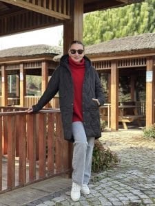 Oversize Beymen model kapitone mont siyah