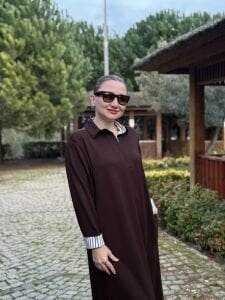 Gömlek yaka tasarım Oysho elbise Kahve