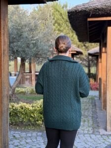 Fermuarlı uzun Saç Örgü  kazak zümrüt