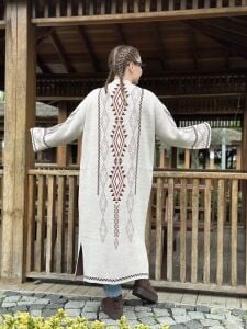 Bej otantik uzun hırka