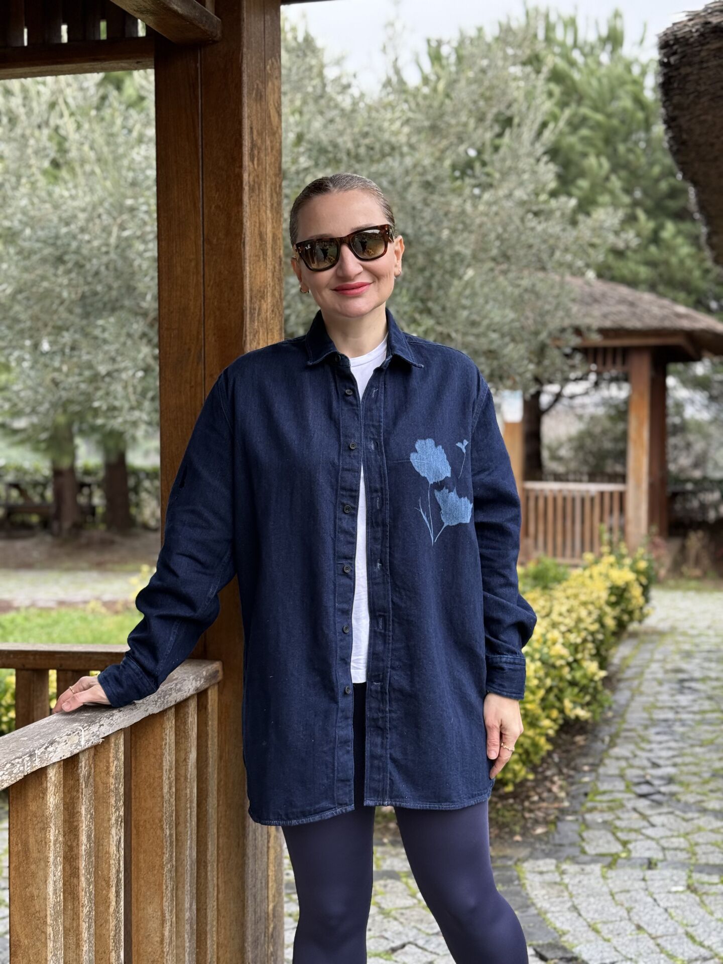 Hm unisex çiçek detaylı kot gömlek Laci