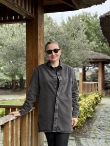 Orjinal tek cep detaylı kot gömlek