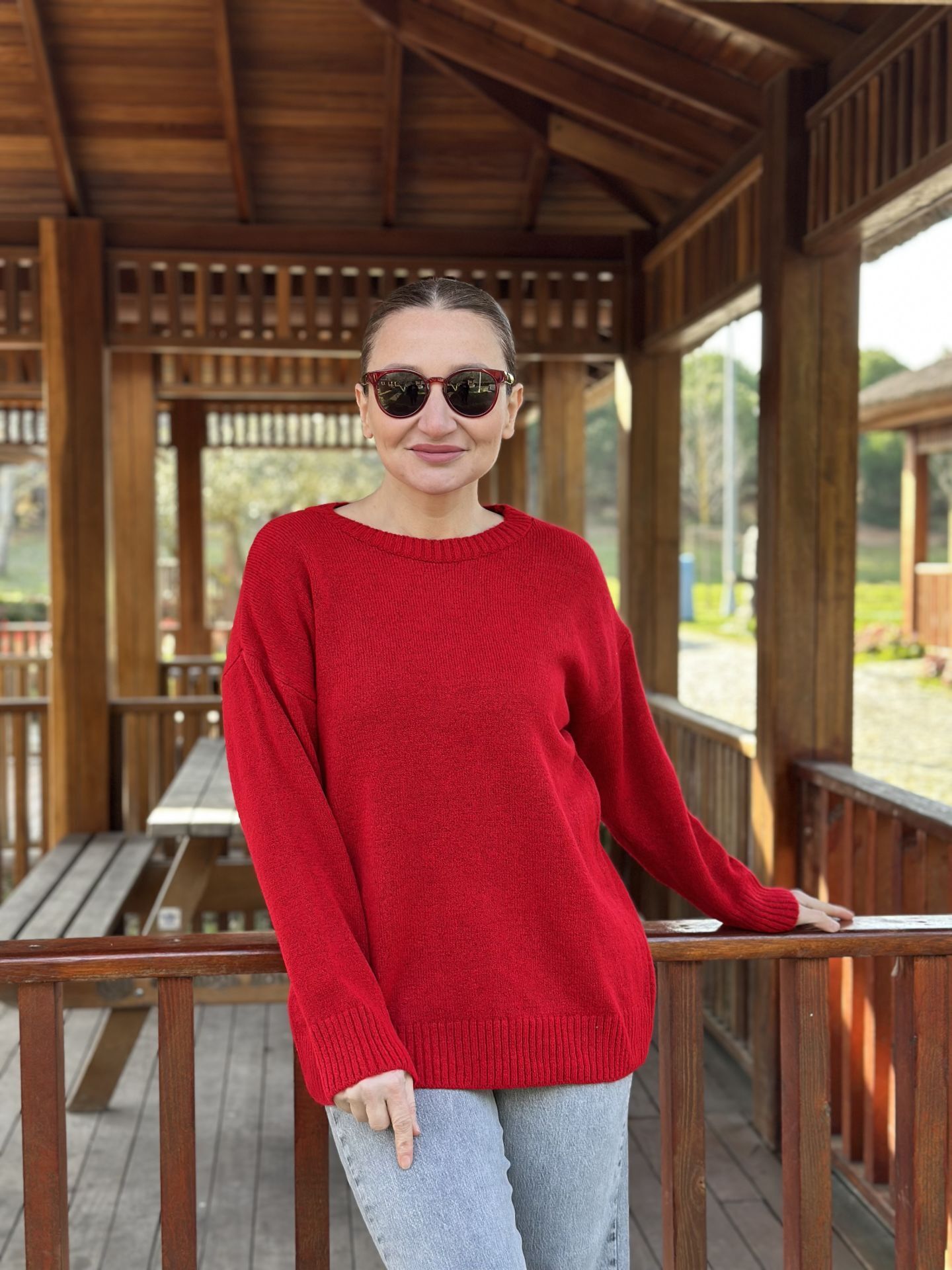 KIRMIZI Yumoş kazak