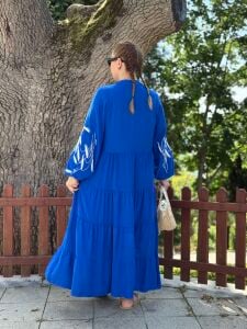 Kolları Nakışlı Püskül viskon elbise saks