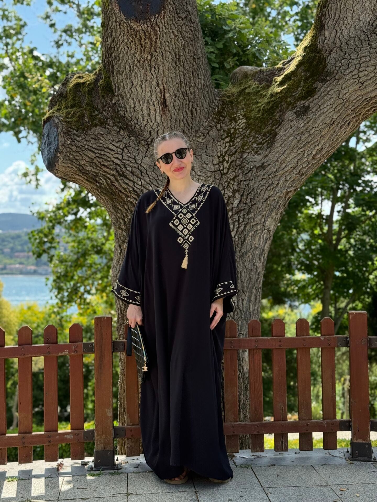 Nakışlı viskon elbise Siyah 2122
