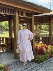 Toz pembe Müslin elbise