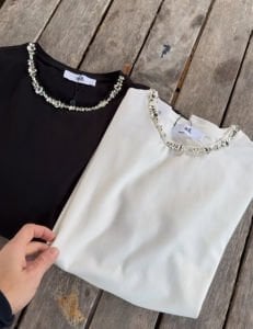 Siyah taşlı Adl tişört