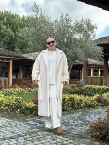 KREM Balıksırtı kuşaklı Kaşe Kaban