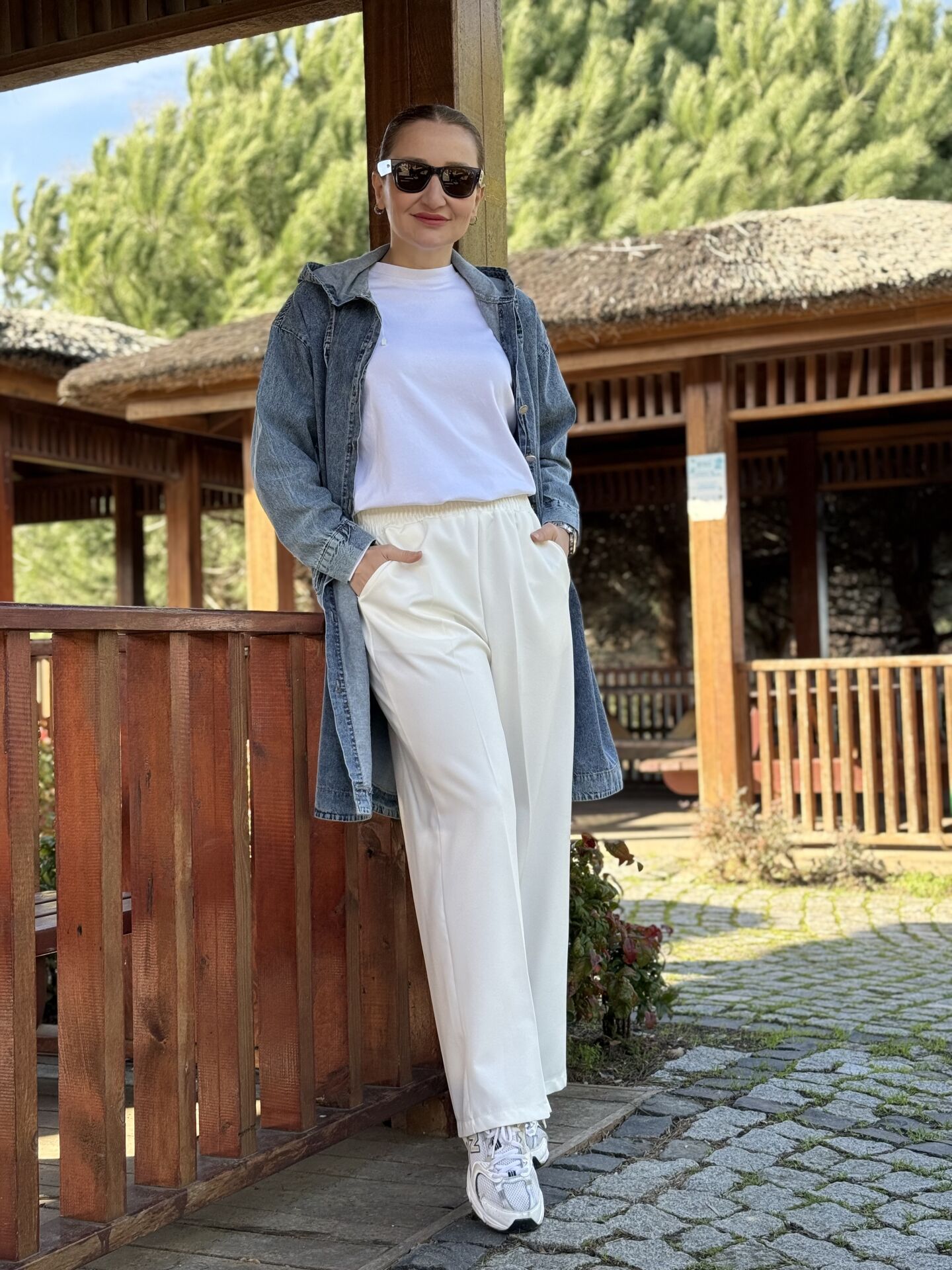 A.akay beli lastikli kumaş pantolon beyaz
