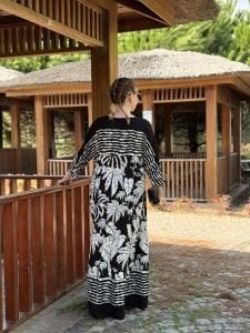 Siyah beli büzmeli viskon elbise