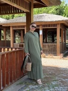 Tensel pamuk kemerli düğmeli elbise haki