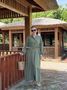 Tensel pamuk kemerli düğmeli elbise haki