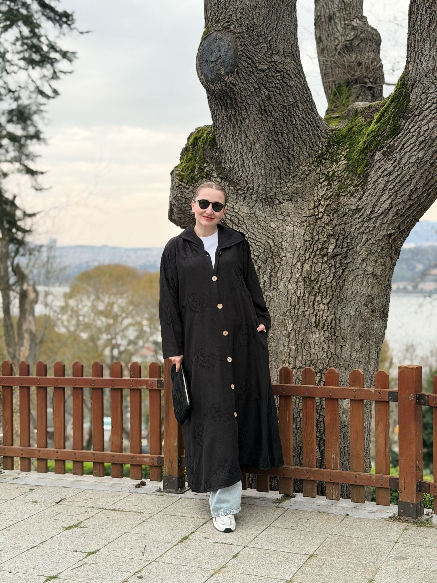 Eleni nakışlı kap-trenç Siyah