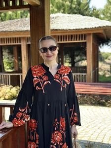 Gülçiçek viskon elbise Siyah