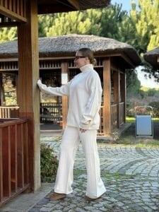 A.krem triko takım balıkçı yaka