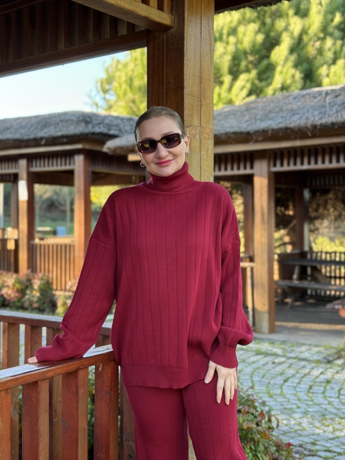 Bordo triko takım balıkçı yaka