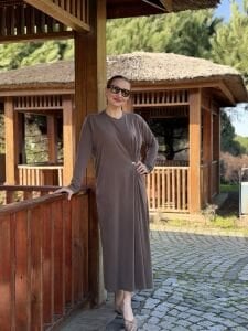 A.akay İpek Oysho Tokalı elbise Koyu Vizon