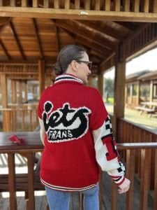 kırmızı fermuarlı hırka