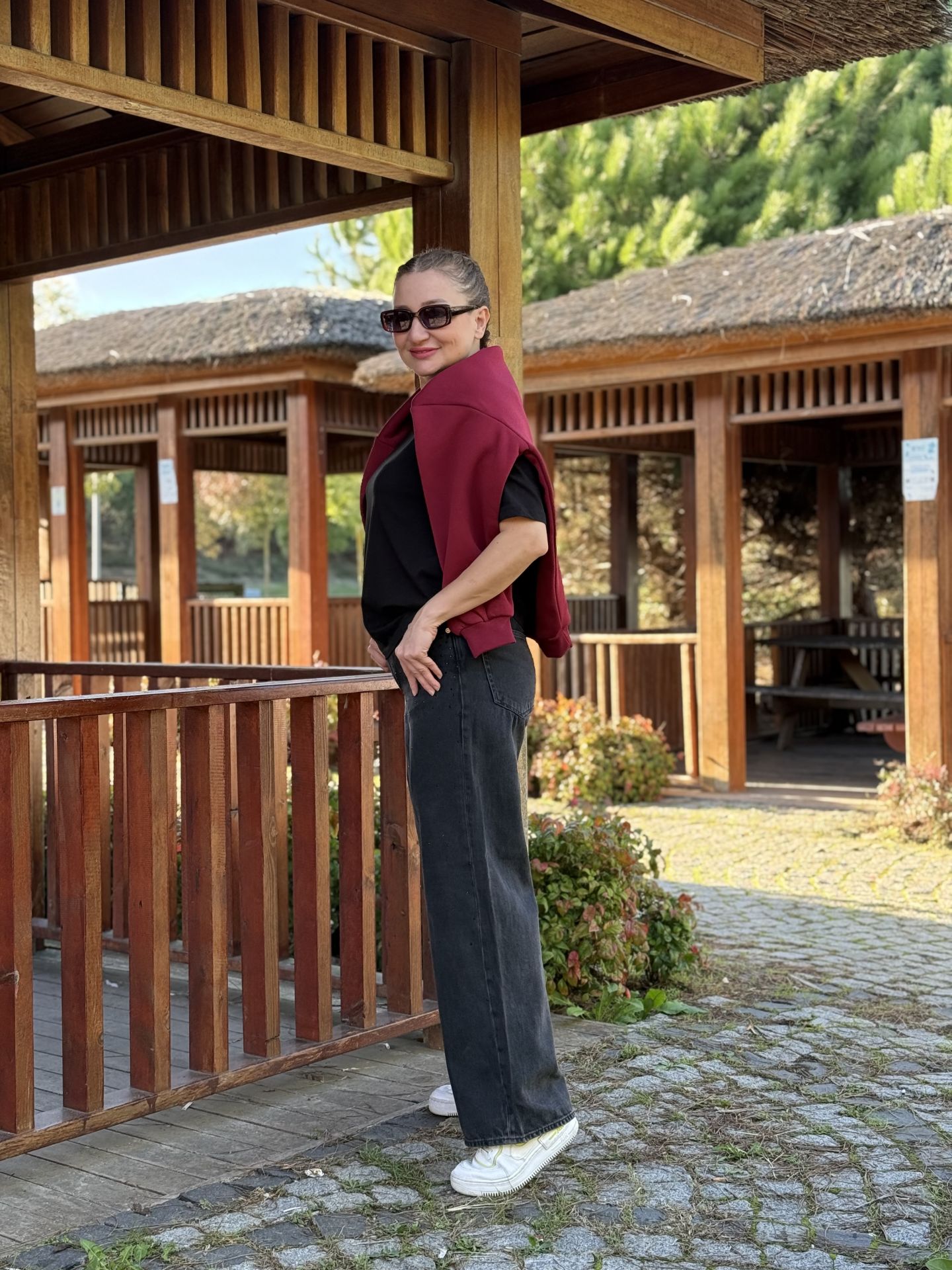 Taş İşlemeli Orjinal River kot pantolon siyah