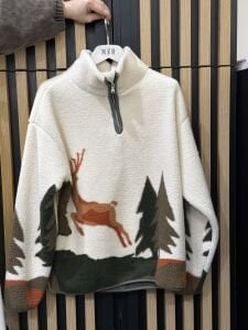 Kahve geyik tasarım polar