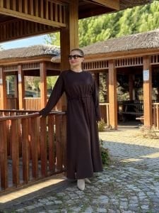 Beli büzmeli oysho elbise kahve