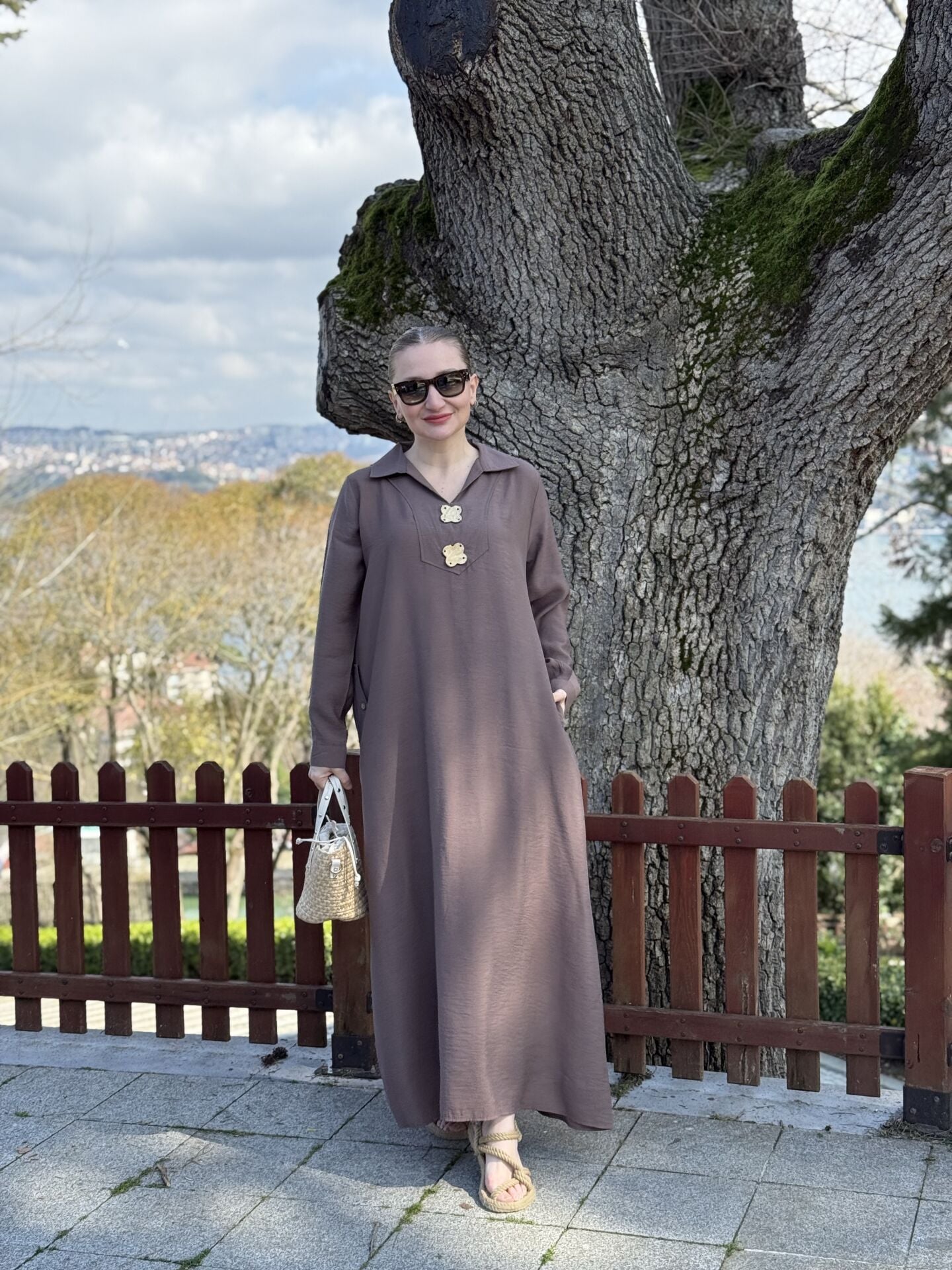 Tensel cepli yaka detaylı Elbise Kahve(kod 25181)