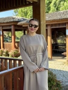 Beli büzmeli oysho elbise taş