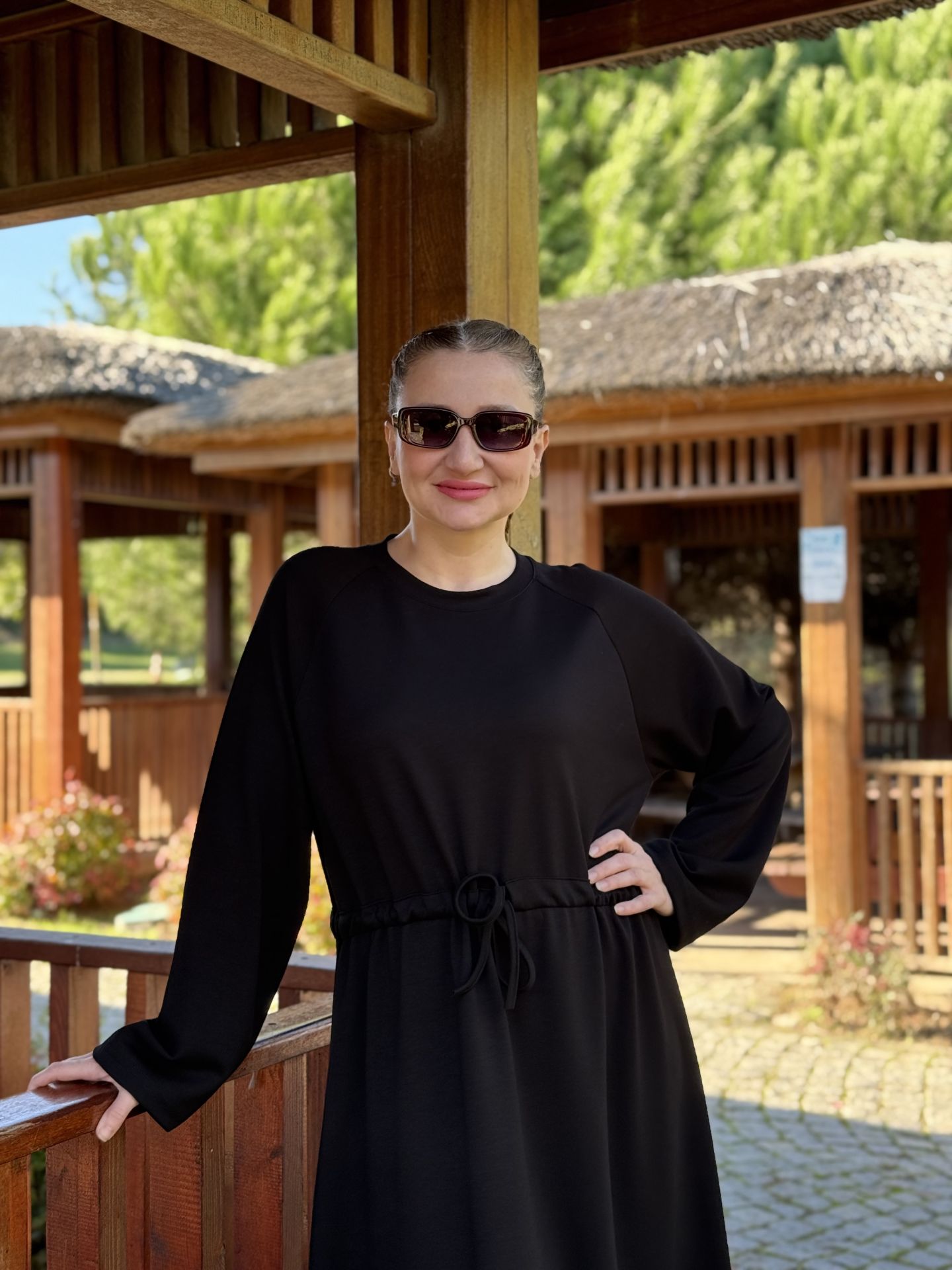 Beli büzmeli oysho elbise siyah