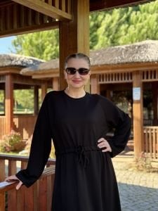 Beli büzmeli oysho elbise siyah