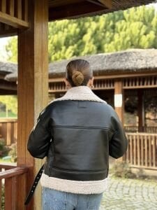 Kısa içi kürklü deri mont Z.R siyah