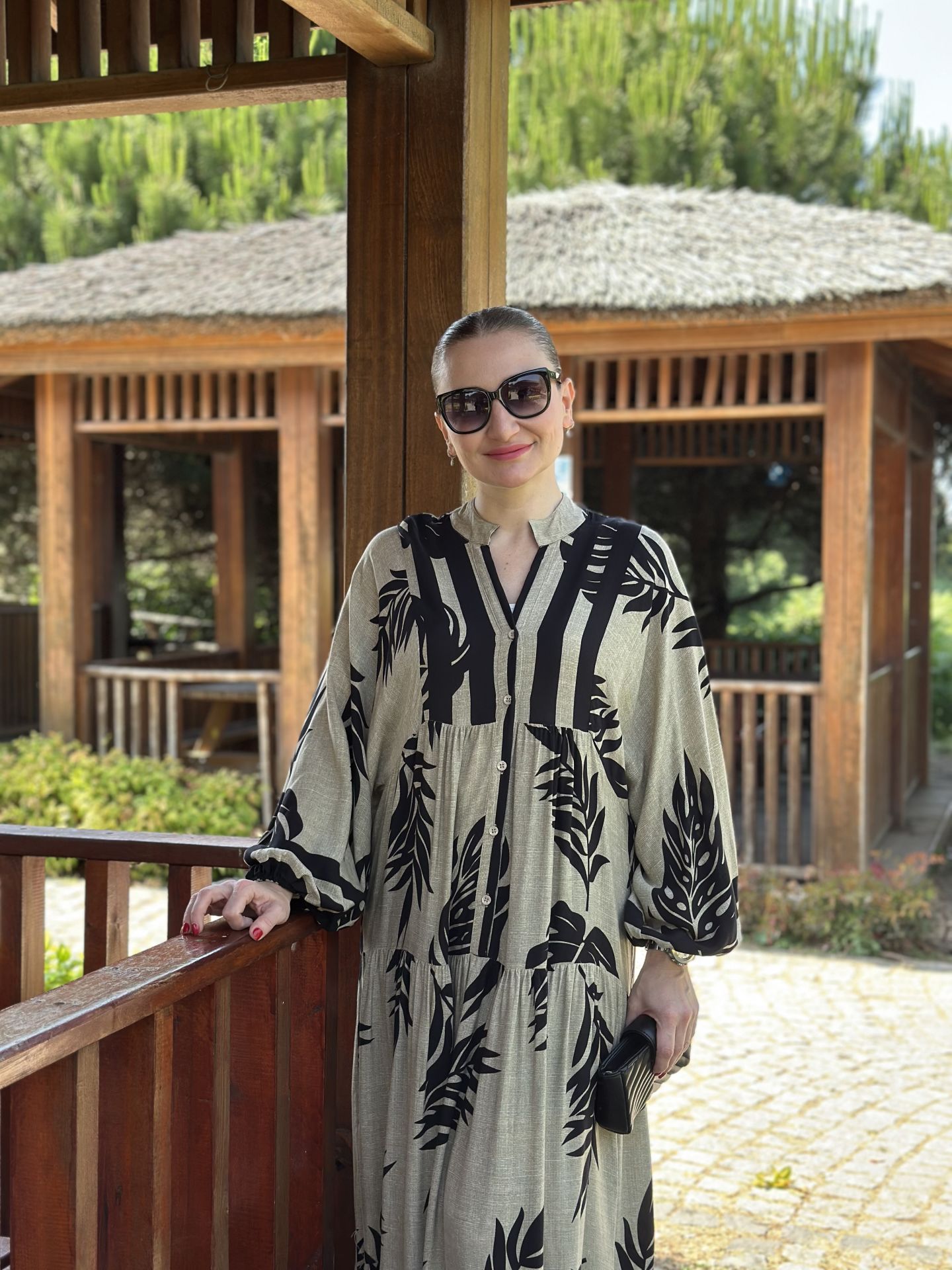 Yaprak Viskon katleya elbise siyah