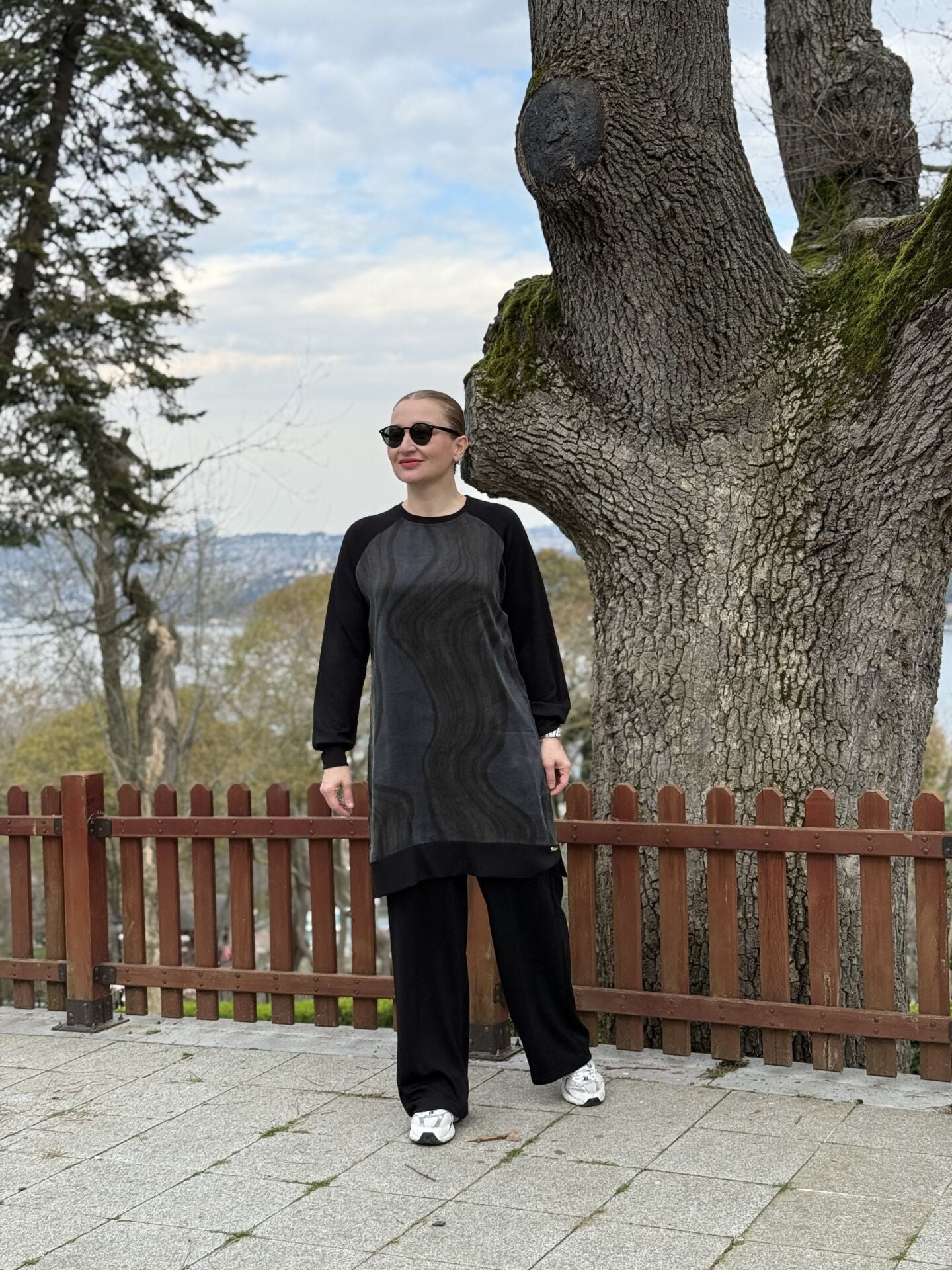 A.akay Cupra desenli takım Siyah(1010)