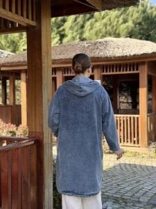 Kapüşonlu uzun kot ceket mavi