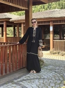 Nakışlı püskül viskon elbise siyah