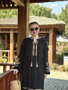 Nakışlı püskül viskon elbise siyah