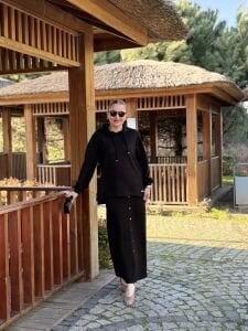 A.Akay Kapüşonlu Etekli Takım Siyah